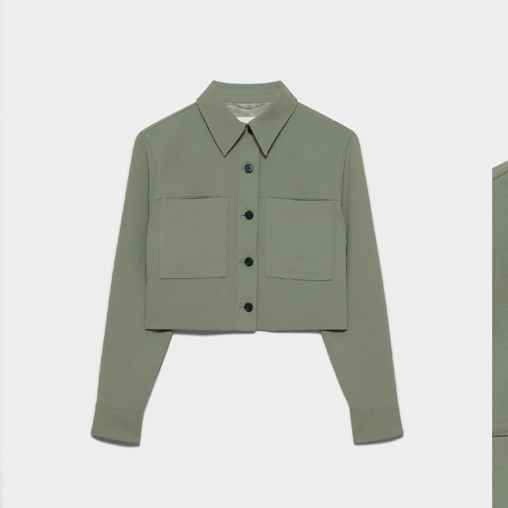 ✨NWT Aritzia Little Cropped Jacket Crepette limited time listing!!